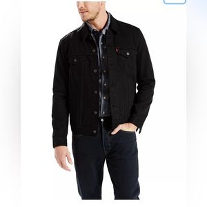 Men’s large black Levi’s jean jacket